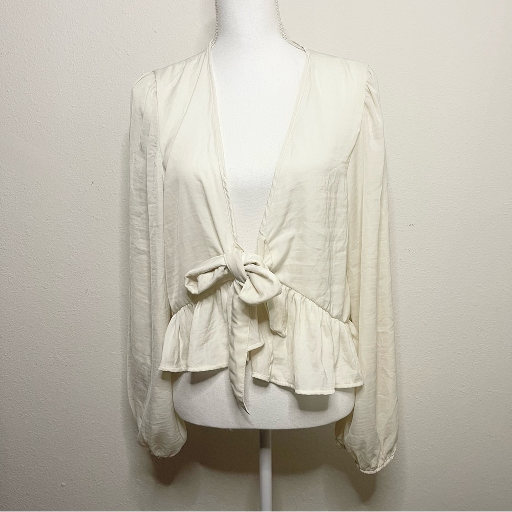 American eagle outfitter off white satin tie front long sleeve blouse